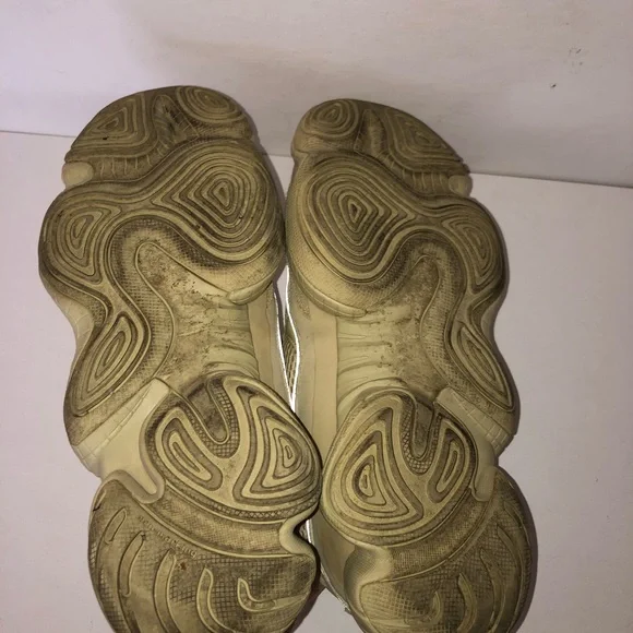 Yeezy 500 DB2966 Sumoye Men’s Sneakers Size 11.5